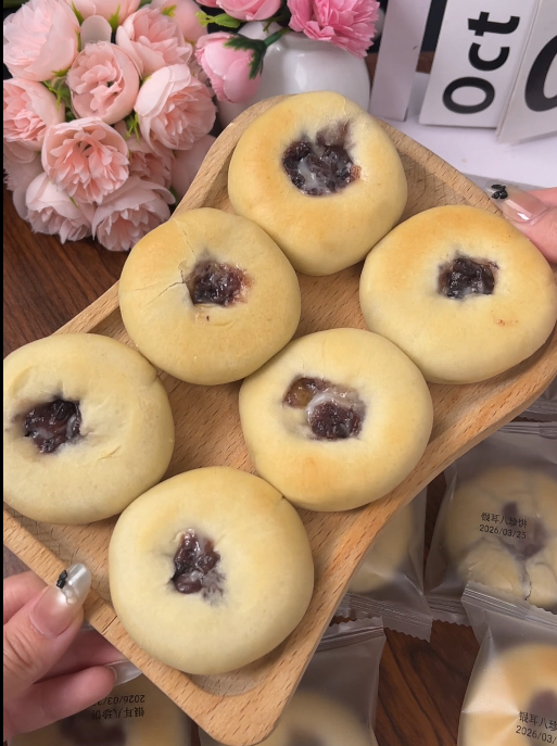 银耳八珍饼-来聚素材站