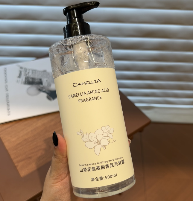 山茶花洗发露和沐浴液-来聚素材站